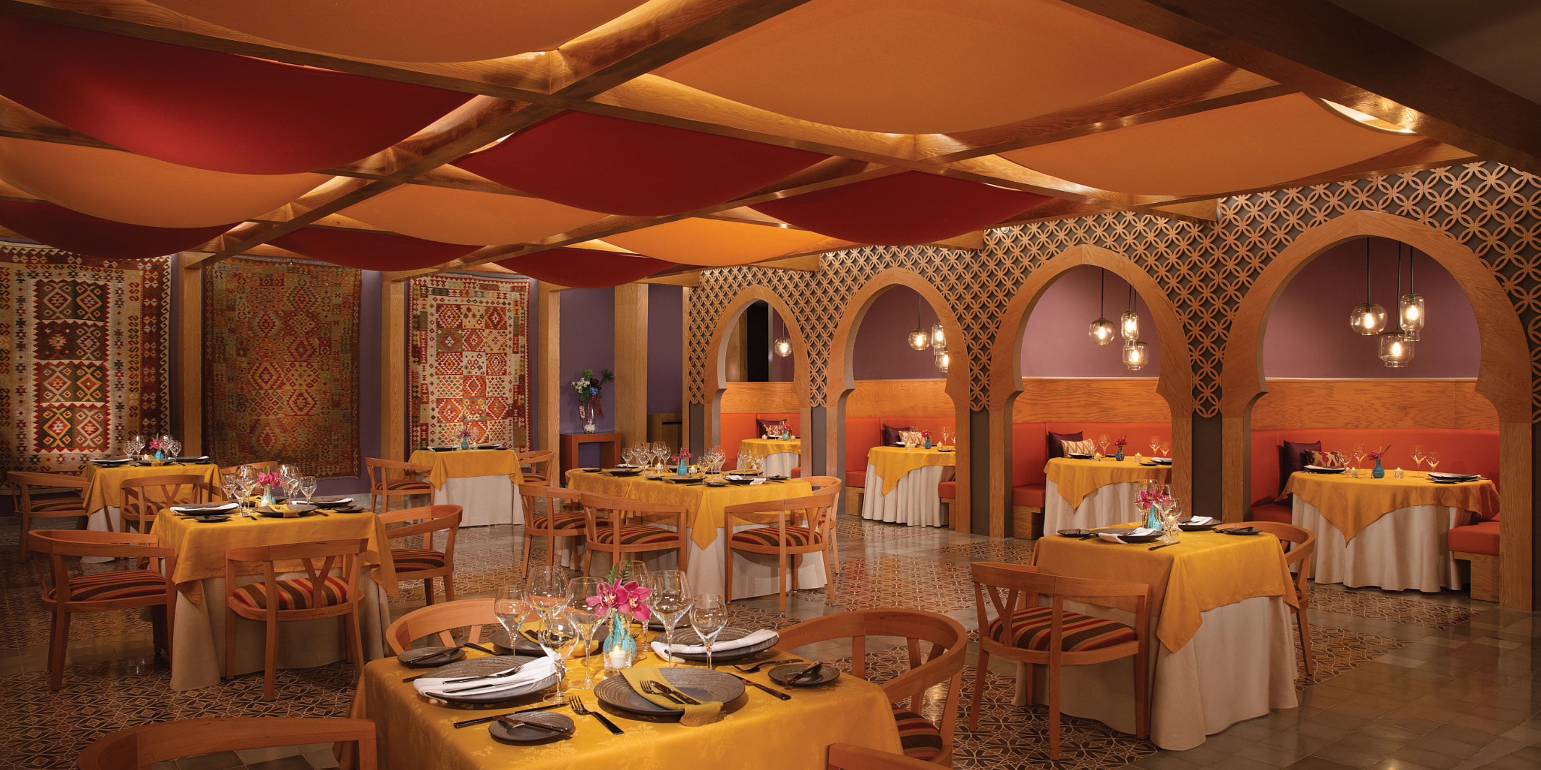 Dreams Playa Mujeres Restaurant 3